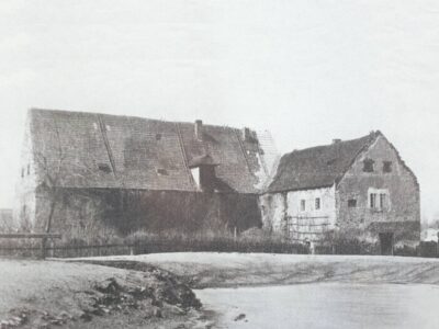 Komárovský zámek před zbouráním